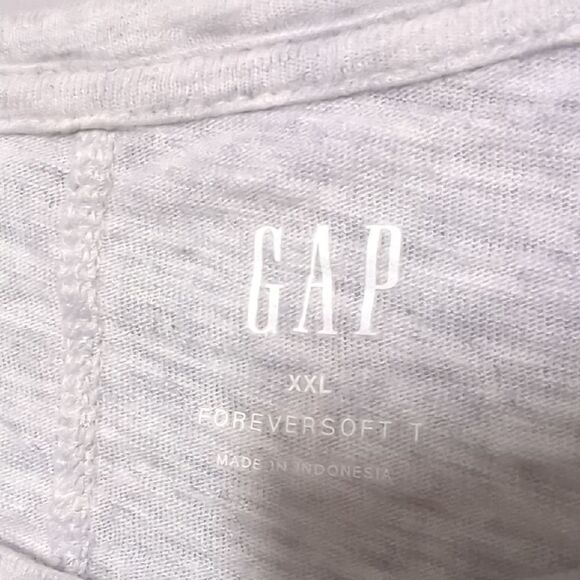 GAP Gray Short Sleeve Relaxed T-Shirt - Picture 3 of 5